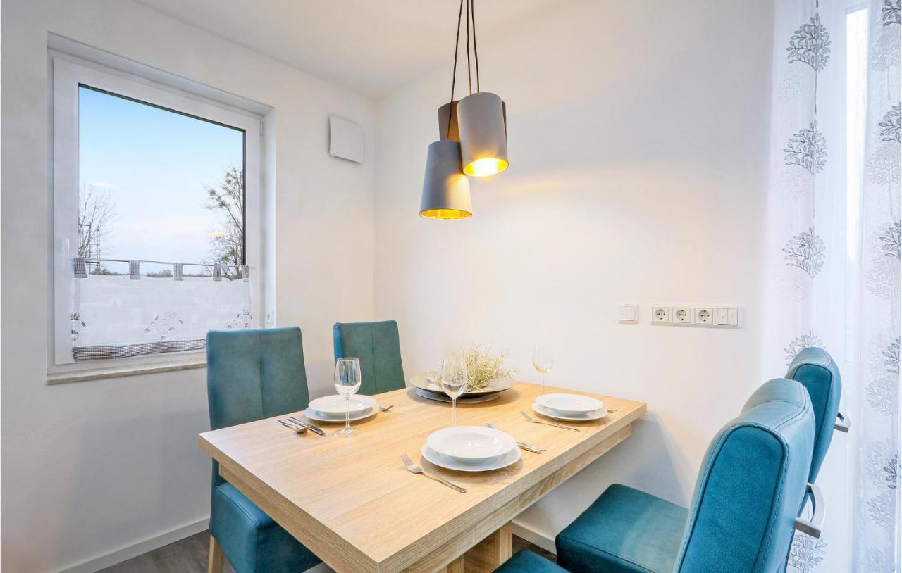 Lovely Apartment In Rechlin With Kitchen Pokój zdjęcie